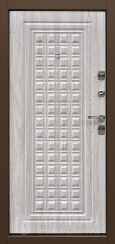 Фото №2 « Входная дверь в частном доме №17»